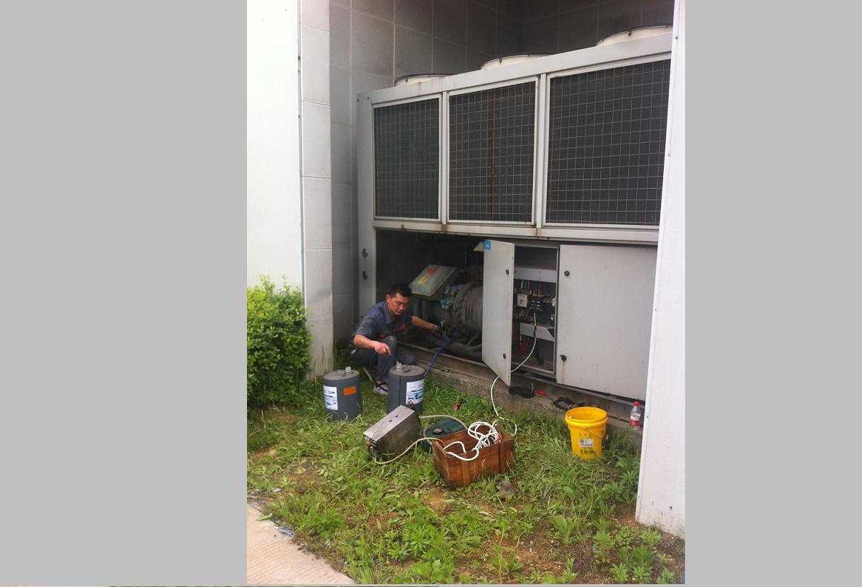 ����������{(di��o)�S���F(xi��n)��